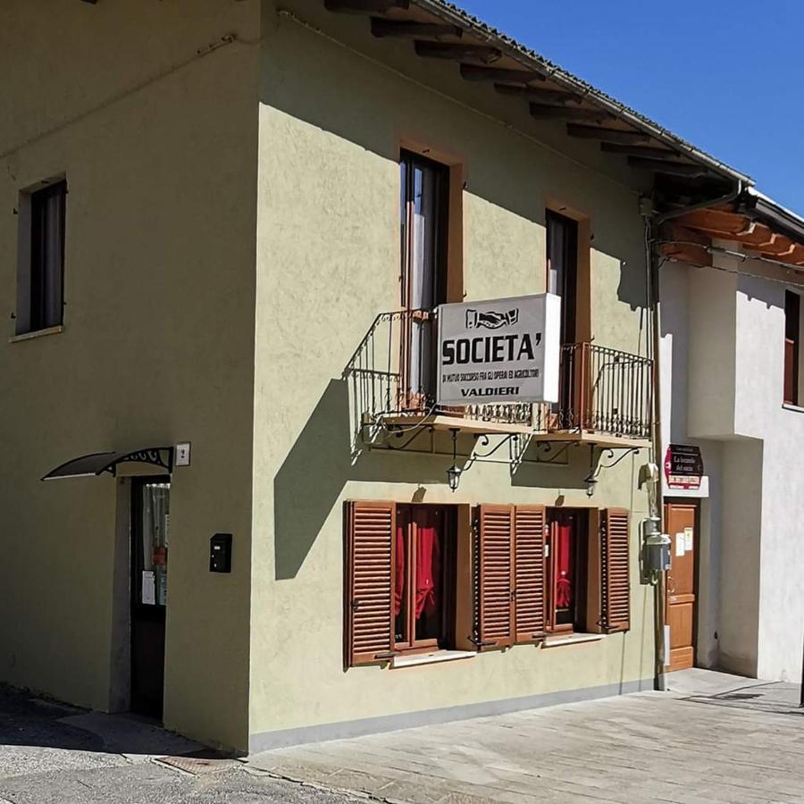 Хостел Constancia Trattoria Вальдиери Экстерьер фото